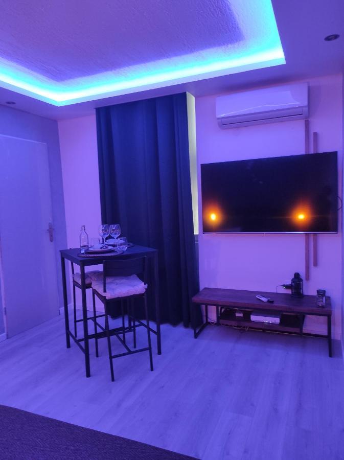 La Splenzia Jacuzzi Wifi Clim Appartement